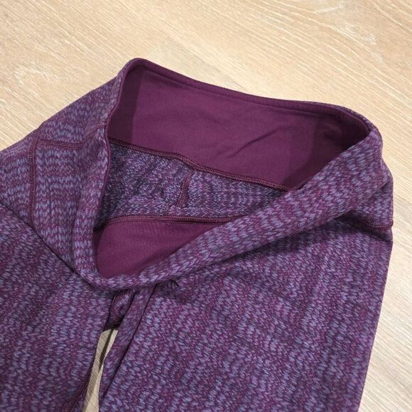 Lululemon Crop leggings Women's Purple Size 6 Elastic Waist Wunder Under Pant - Picture 4 of 5
